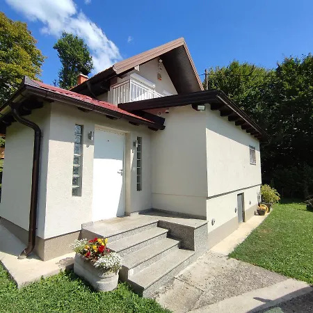 Bella House Feriehus *